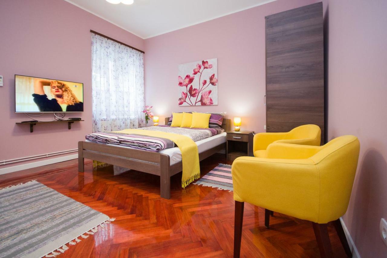 Romance Belgrade Exterior photo